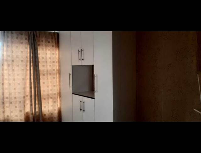 3 BEDROOM HOUSE FOR SALE IN MEREDALE